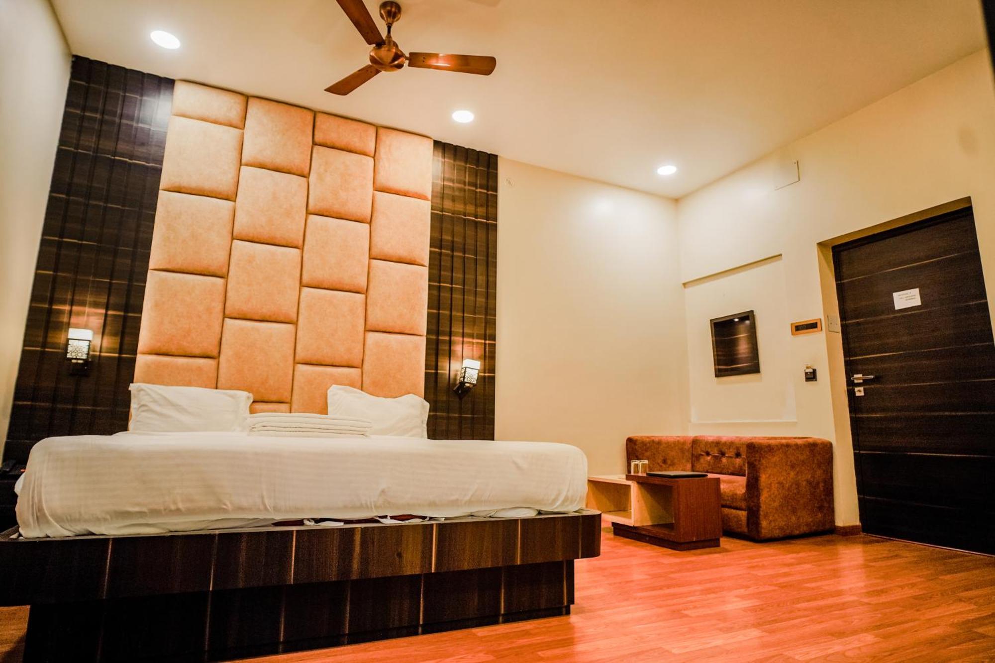 Hotel New Grand Deoghar Exterior photo